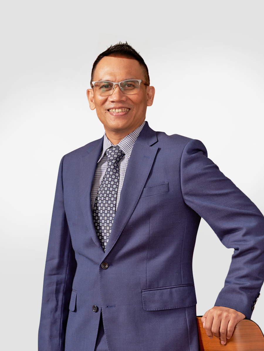 Ardhi Lufti Siregar Ardhi Lufti Siregar, SVP and Chief Human Resources Officer of Manulife Philippines